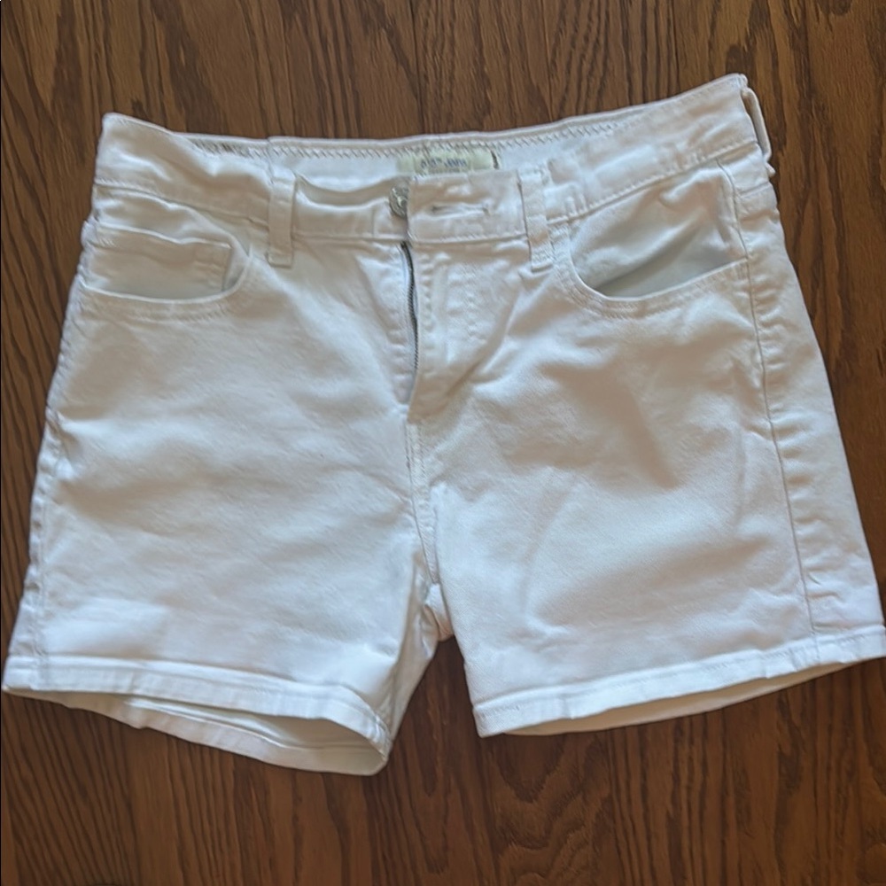 Levi's White Jean Shorts Classic Denim Summer Wear